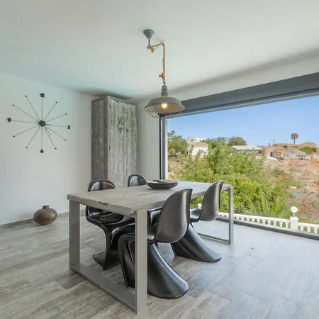Casa Sereno Villa *